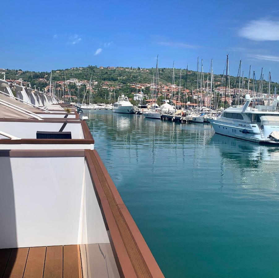 Bellavista Houseboat Apartment Portorose Dış mekan fotoğraf