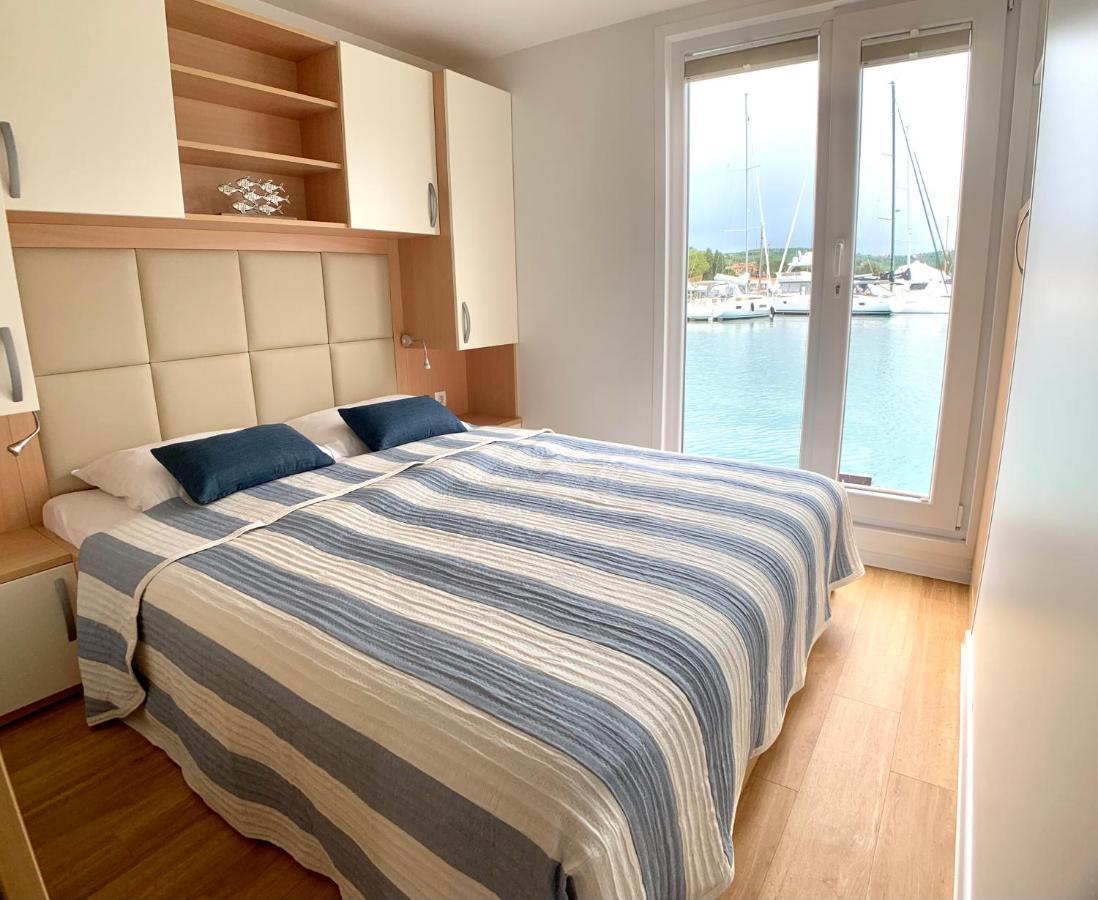 Bellavista Houseboat Apartment Portorose Dış mekan fotoğraf