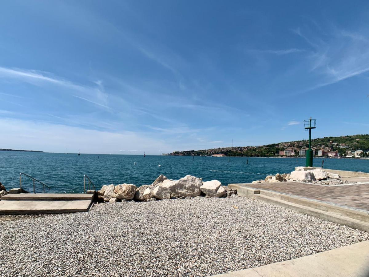 Bellavista Houseboat Apartment Portorose Dış mekan fotoğraf